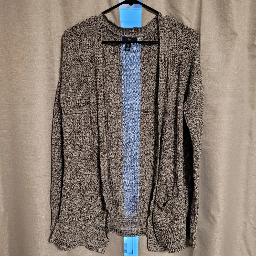 4 Cardigans: - Picture 10 of 13